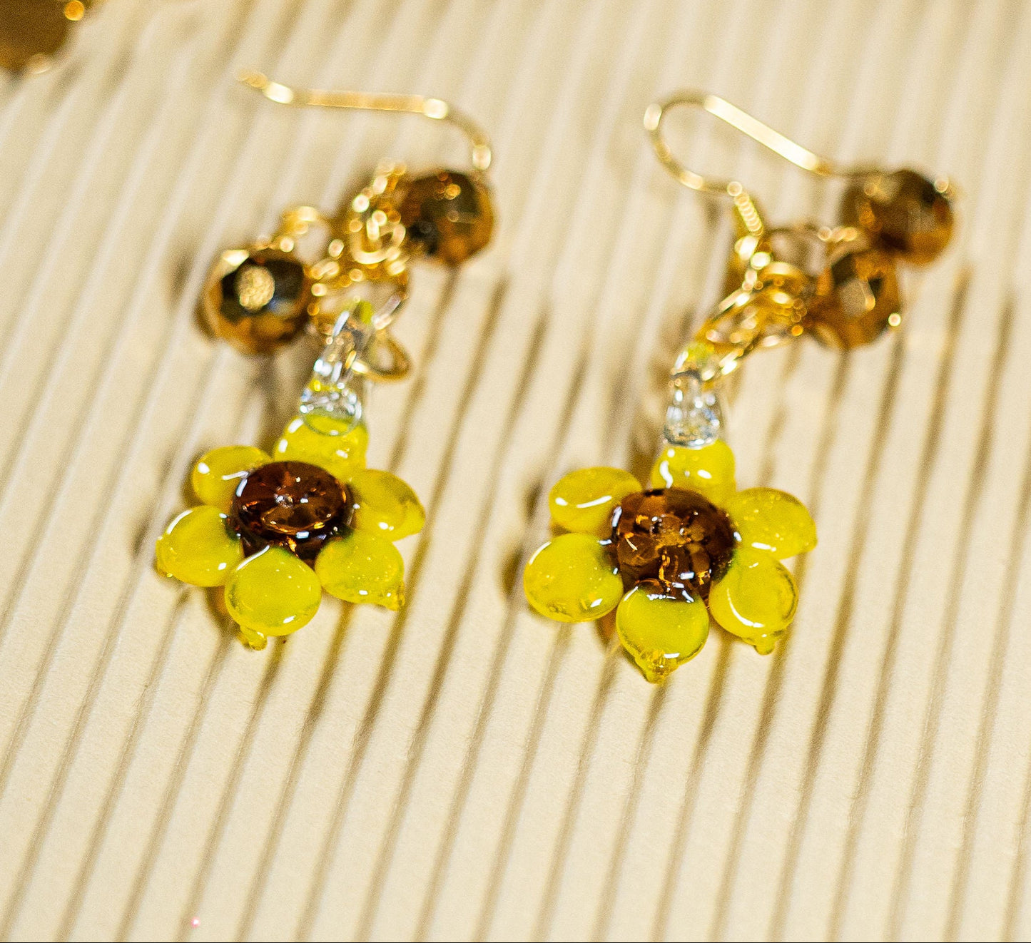 Aretes Envoltura Girasol